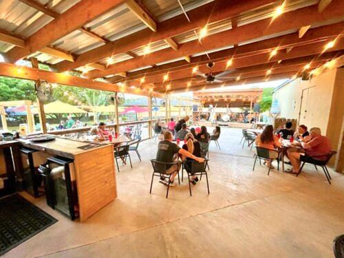 Maven's Inn&Grill Canyon Lake Exteriör bild